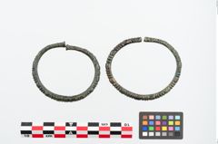 Foto von Bronzeperlarmreif (NHMW-PRAE-024789)